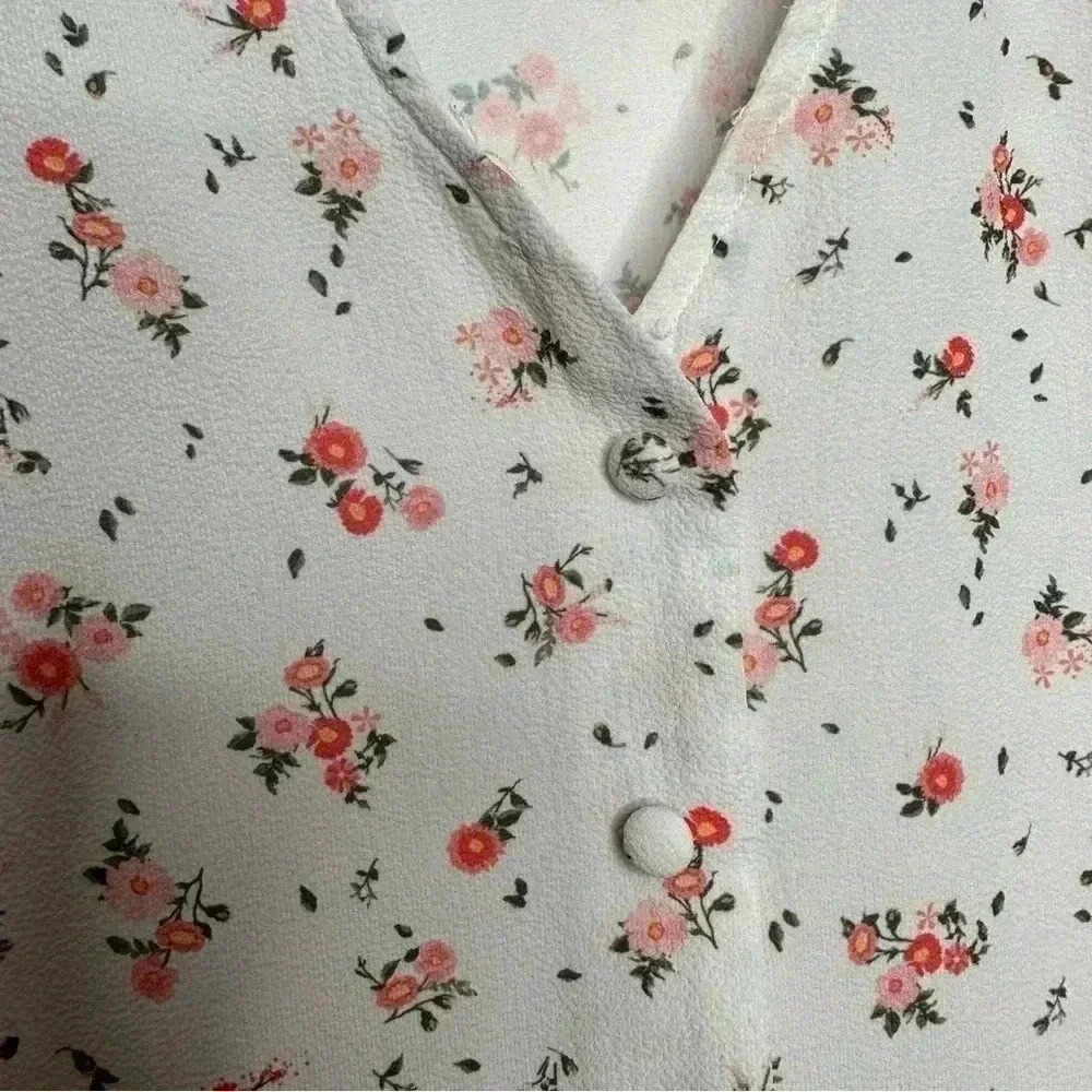 Ardene  Peplum Top White/Pink/Red Floral Size Large - Picture 5 of 16